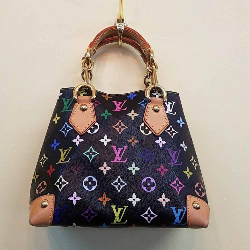 Louis Vuitton purse